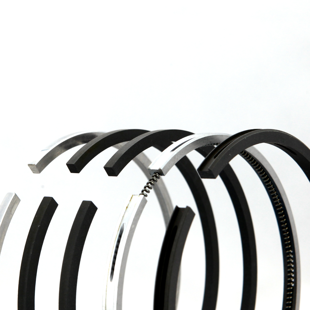 Kolbenringsatz für Deutz 514 / 614 111,0 Übermaß 1,00